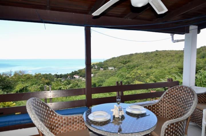 Halcyon Heights Condominium Dickenson Bay Buitenkant foto